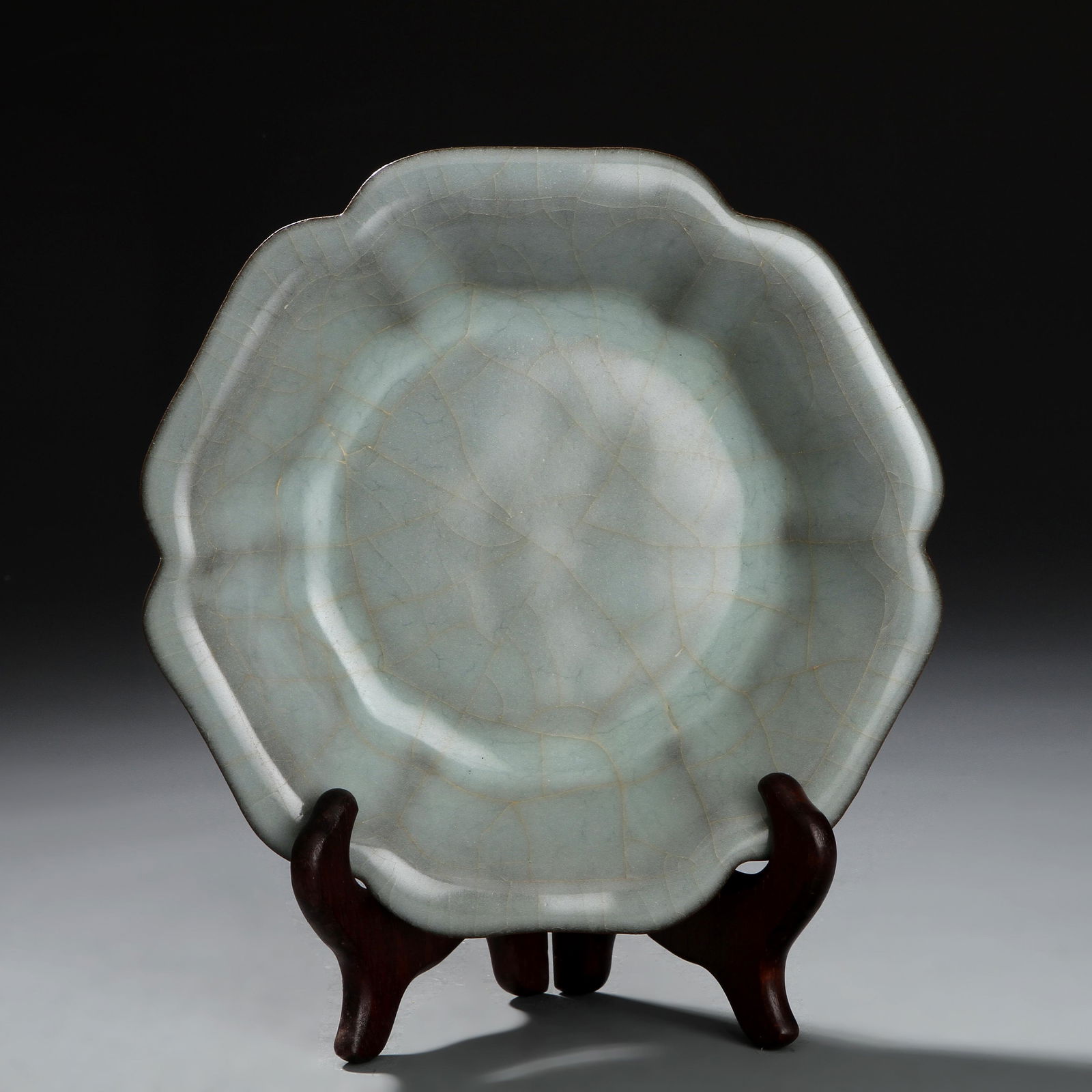 Chinese Guan-Type Petal Lobed Dish (1 of 5)