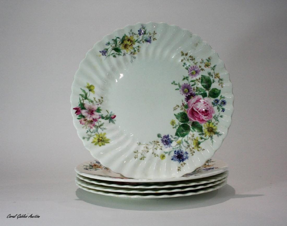 Set of porcelain plates (1 of 2)