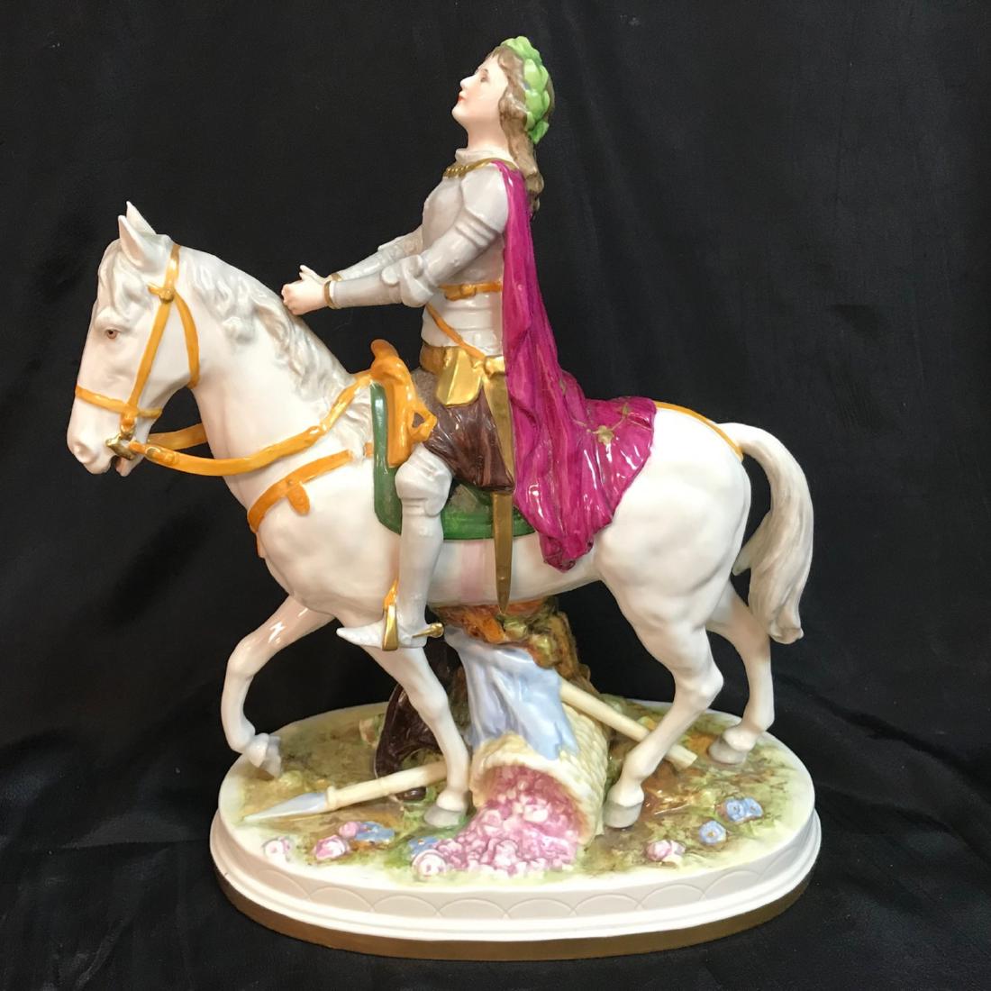 ANTIQUE GERMAN SITZENDORF PORCELAIN FIGURE (1 of 5)