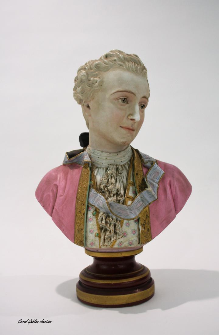Biscuit porcelain bust (1 of 5)