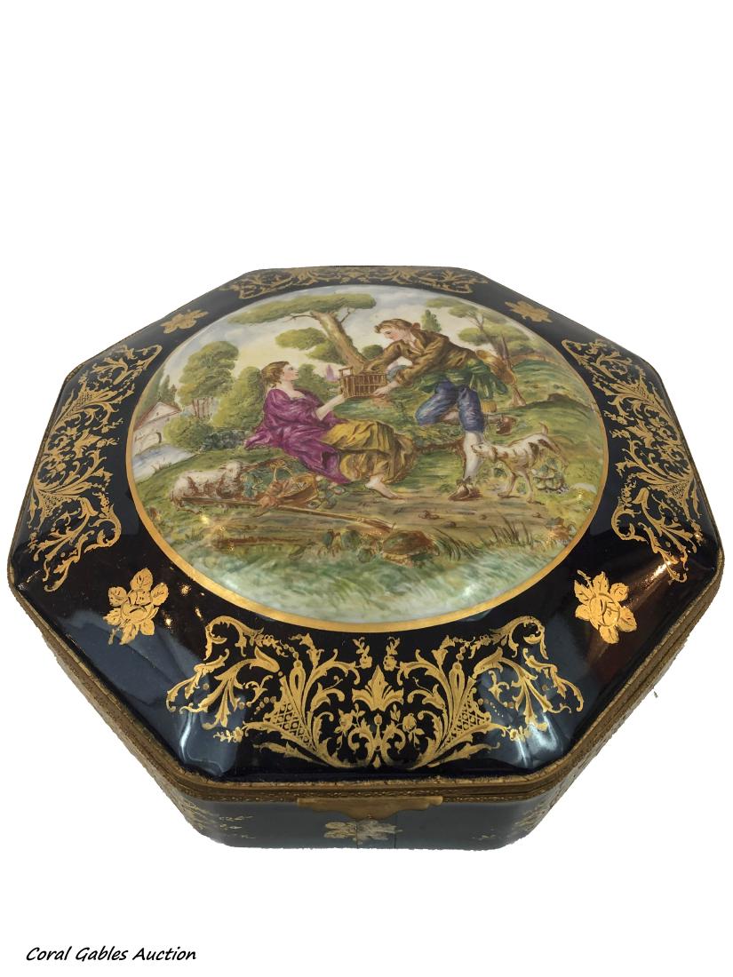 Box of sevre octagonal 19th century: Box of sevre octagonal 19th century. Measure 3"in H x 10"in octagonal.