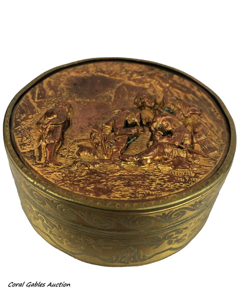 Antique bronze box (1 of 1)