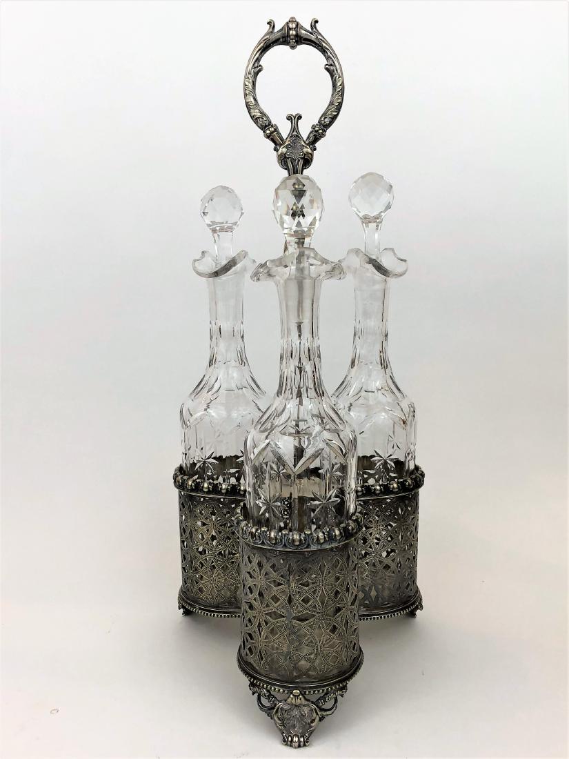 Silver plate serving piece (1 of 2)