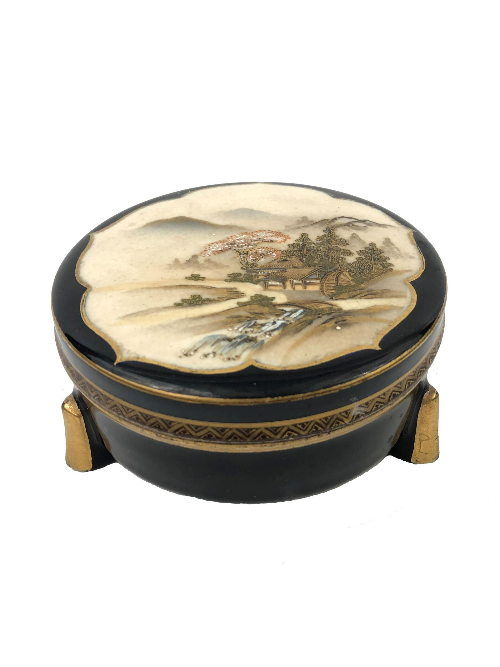 Hand Painted Satsuma Box (1 of 5)