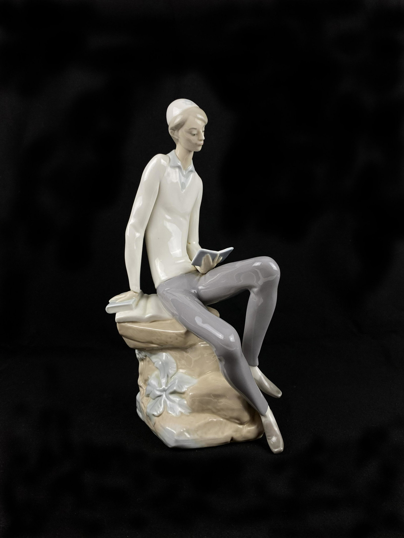 Lladro Spain Porcelain Figure Circa 1971 - 1974 (1 of 3)