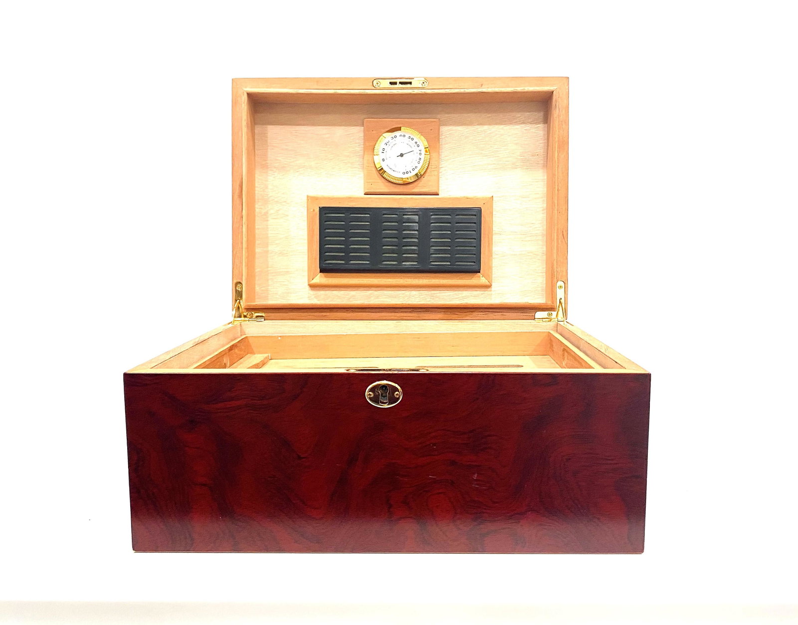 Contemporary Wooden Humidor: Contemporary Wooden Humidor Measure 6 1/2"in H x 13 1/2"in W x 9 3/4"in D