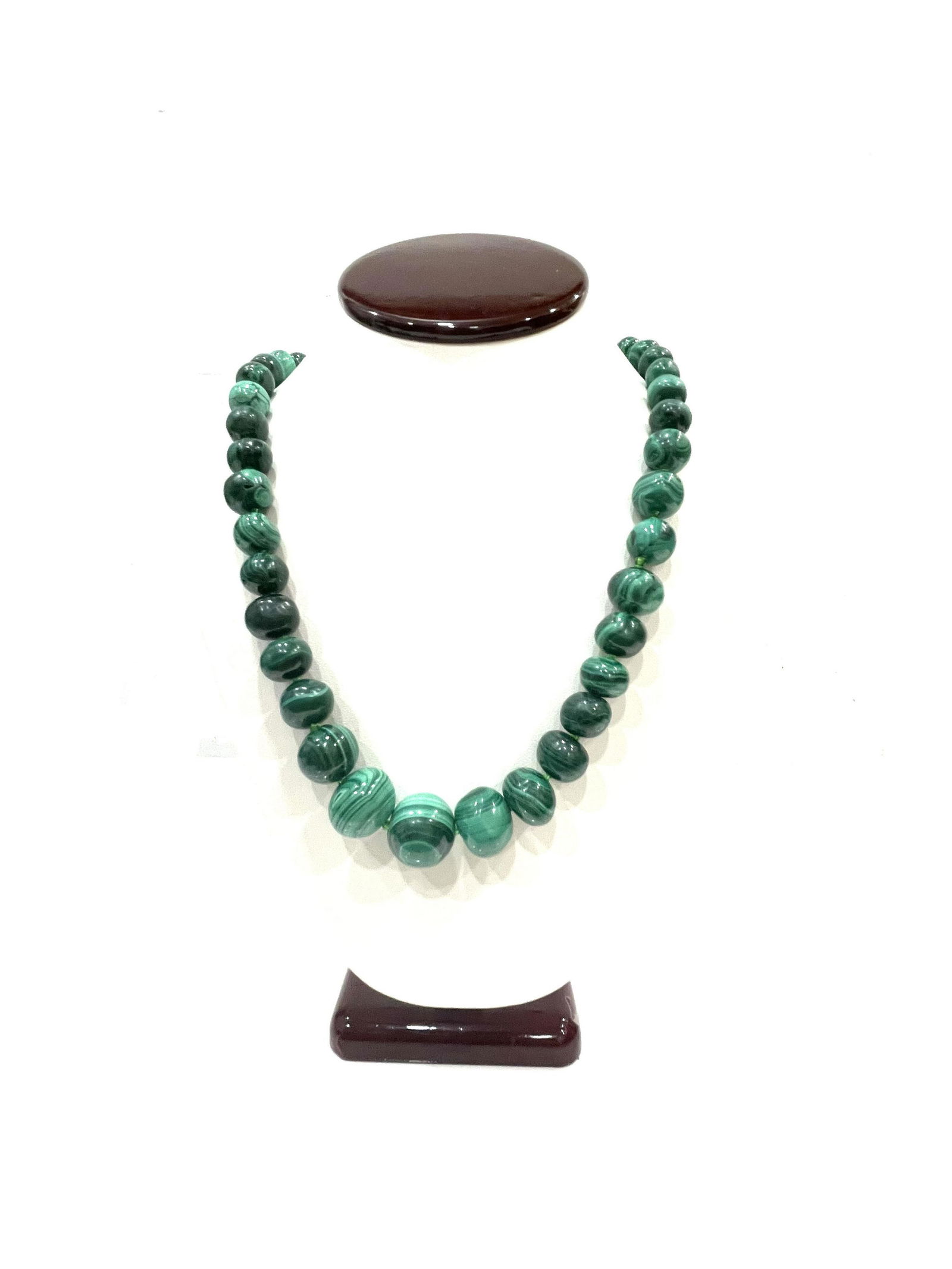 1960's Malachite Necklace: 1960's Malachite Necklace Measure 25"in W