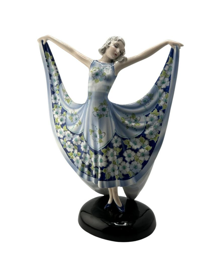 Austrian Goldscheider Art Deco Porcelain Women Figure (1 of 9)