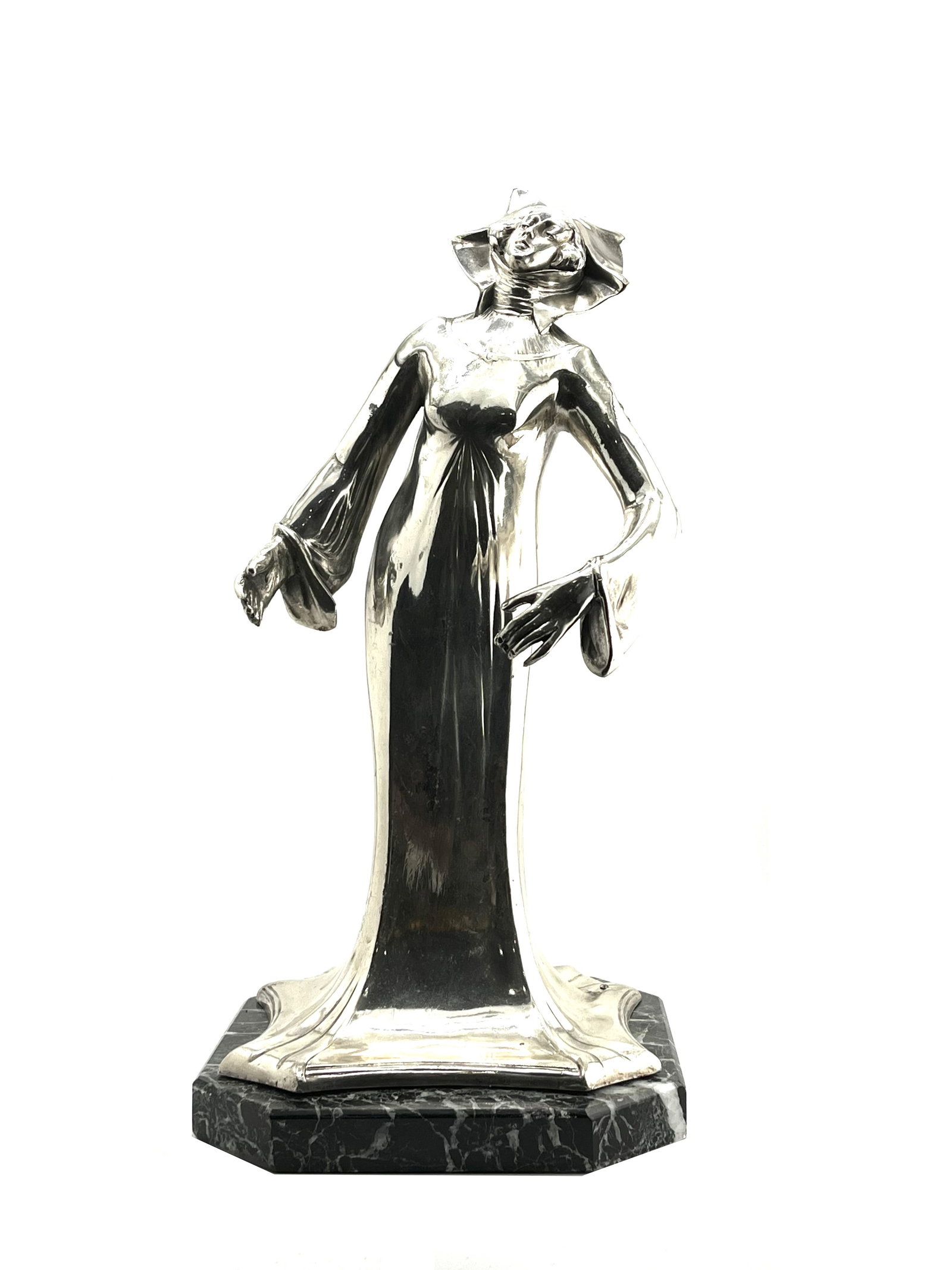 Art nouveau period female figure with long robes on a green marble base: Art nouveau period female figure with long robes on a green marble base Measure 14"in H x 6 3/4"in W x 6 3/4"in D