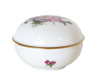 Kaiser W. Germany Porcelain Covered Box
