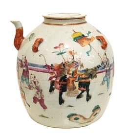 Chinese Porcelain Teapot – Famille Rose Decoration, Qing Dynasty Style
