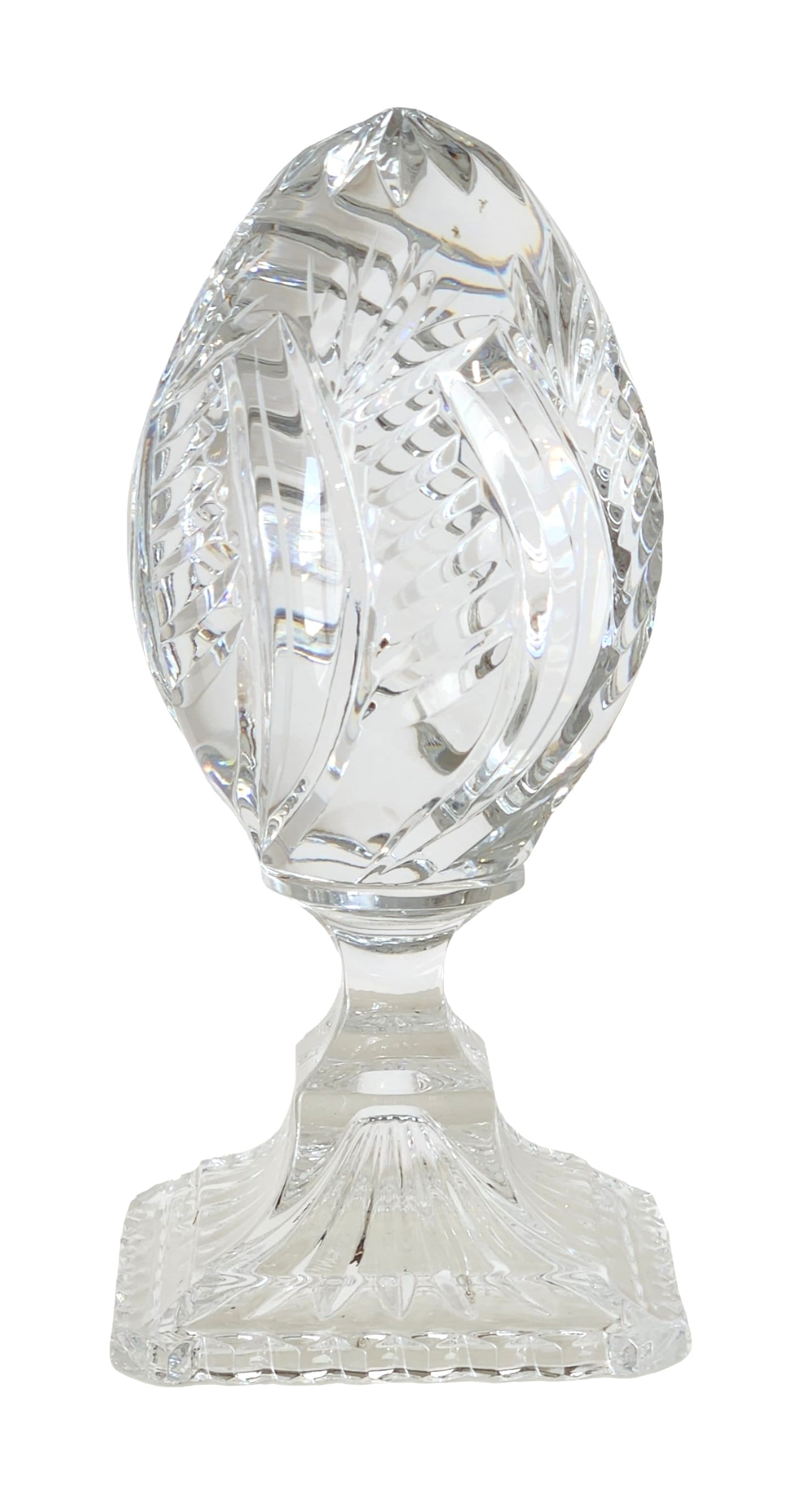 Baccarat Style Egg Form Pedestal Paperweight: Baccarat Style Egg Form Pedestal Paperweight Measure 7 1/2"in H x 3 1/4"in W x 3 1/4"in D