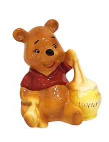 Vintage Winnie the Pooh Ceramic Figure (Walt Disney Productions, Made in Japan)