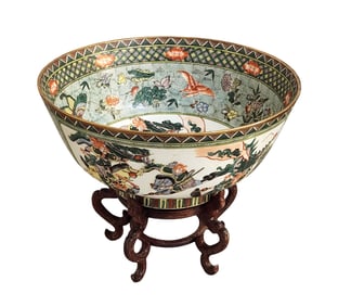 Enameled Porcelain Censer with Battle Scenes – Qing Dynasty Style"