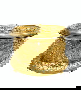 Antique French Gilt Bronze Box: Antique French Gilt Bronze Box Measure 4 1/2"in H x 7"in diameter
