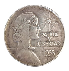 1935 Cuba Silver 1 Peso Coin – "La Patria y Libertad" – .900 Silver, 26.73g