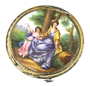Antique French Enamel & Gilt Metal Compact Box – Hand-Painted Romantic Scene