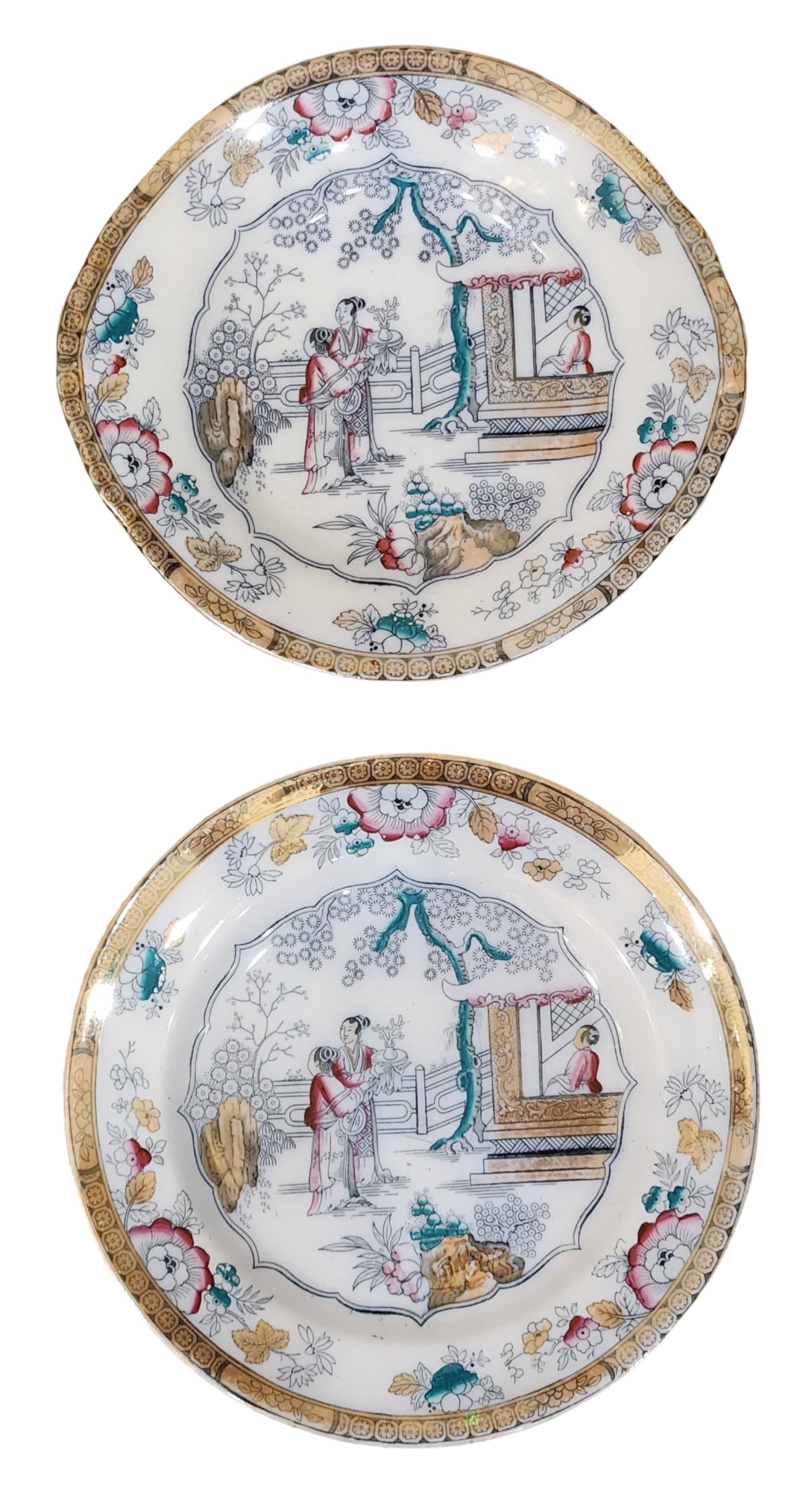 Pair of English Chinoiserie Porcelain Plates with Gilt Decoration, 19th Century: A pair of English porcelain plates, 19th century, decorated in transfer print with overglaze polychrome and gilt highlights. Each plate features a chinoiserie scene of figures in a garden pavilion, su