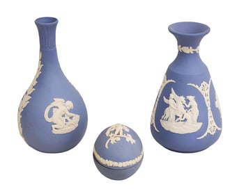Group of Three Wedgwood Blue Jasperware Pieces, 20th C.