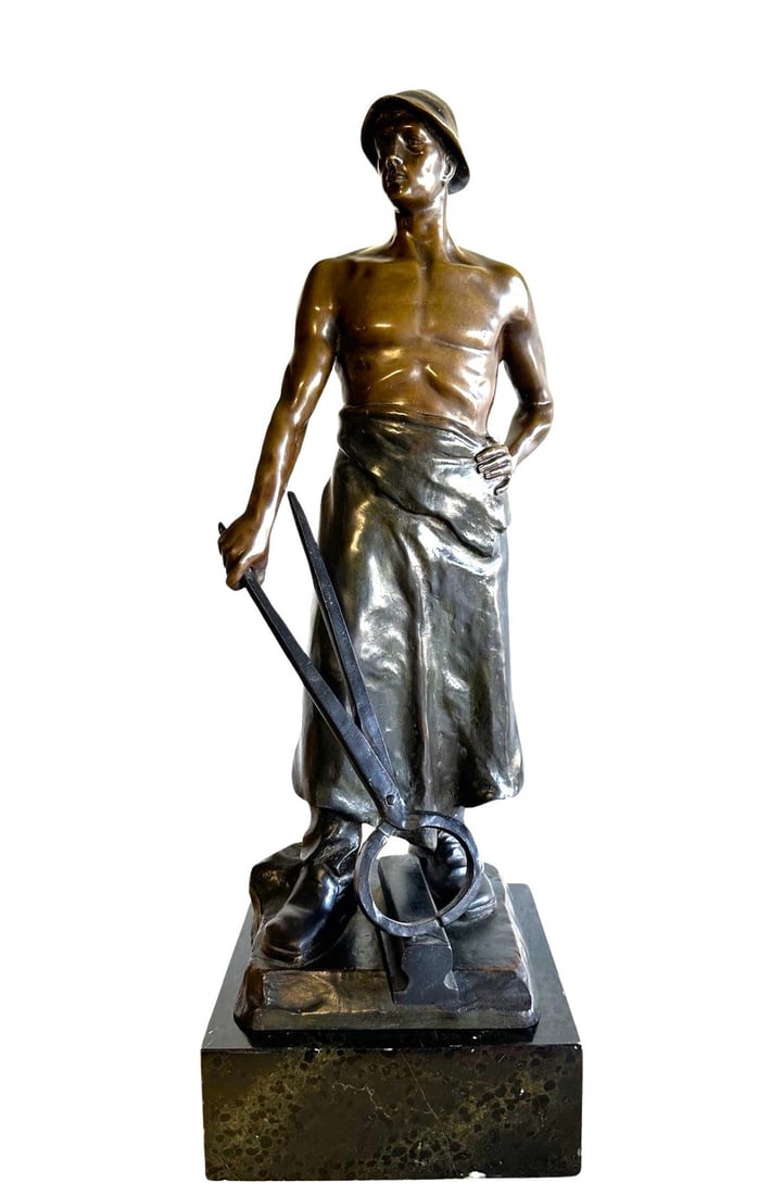Julius Paul Schmidt-Felling (1835-1920) Germany: Julius Paul Schmidt-Felling (1835-1920) Germany Worker Man Bronze Sculpture Measure 22 1/2"in H x 7 1/2"in W x 7 1/2"in D Biography: Julius Paul Schmidt-Felling was a German sculptor. He designed a