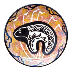 Signed MANA 1980 “Bear Motif?? Raku Pottery Plate – Goldwaters Arizona