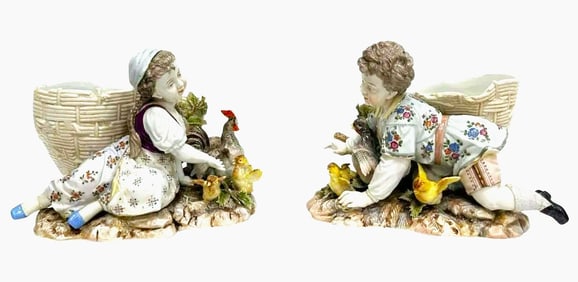 Pair of Porcelain Decoratives Figures Ca 1990 to Present