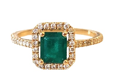 18K Yellow Gold Ring with 0.80 ct Colombian Emerald and Diamond Halo – Certified