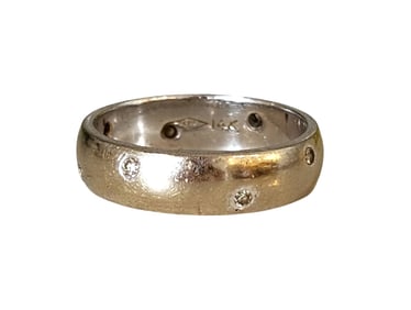 14K Gold Band Ring with Diamond Accents