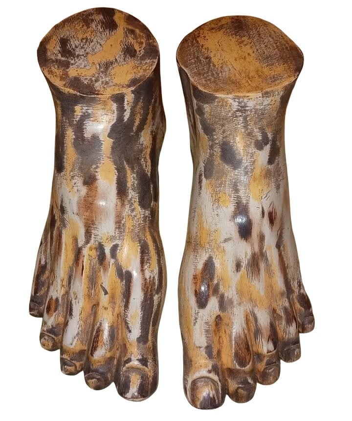 Pair of Carved Wooden Foot Sculptures – Primitive Folk Art Anatomical Forms (1 of 3)