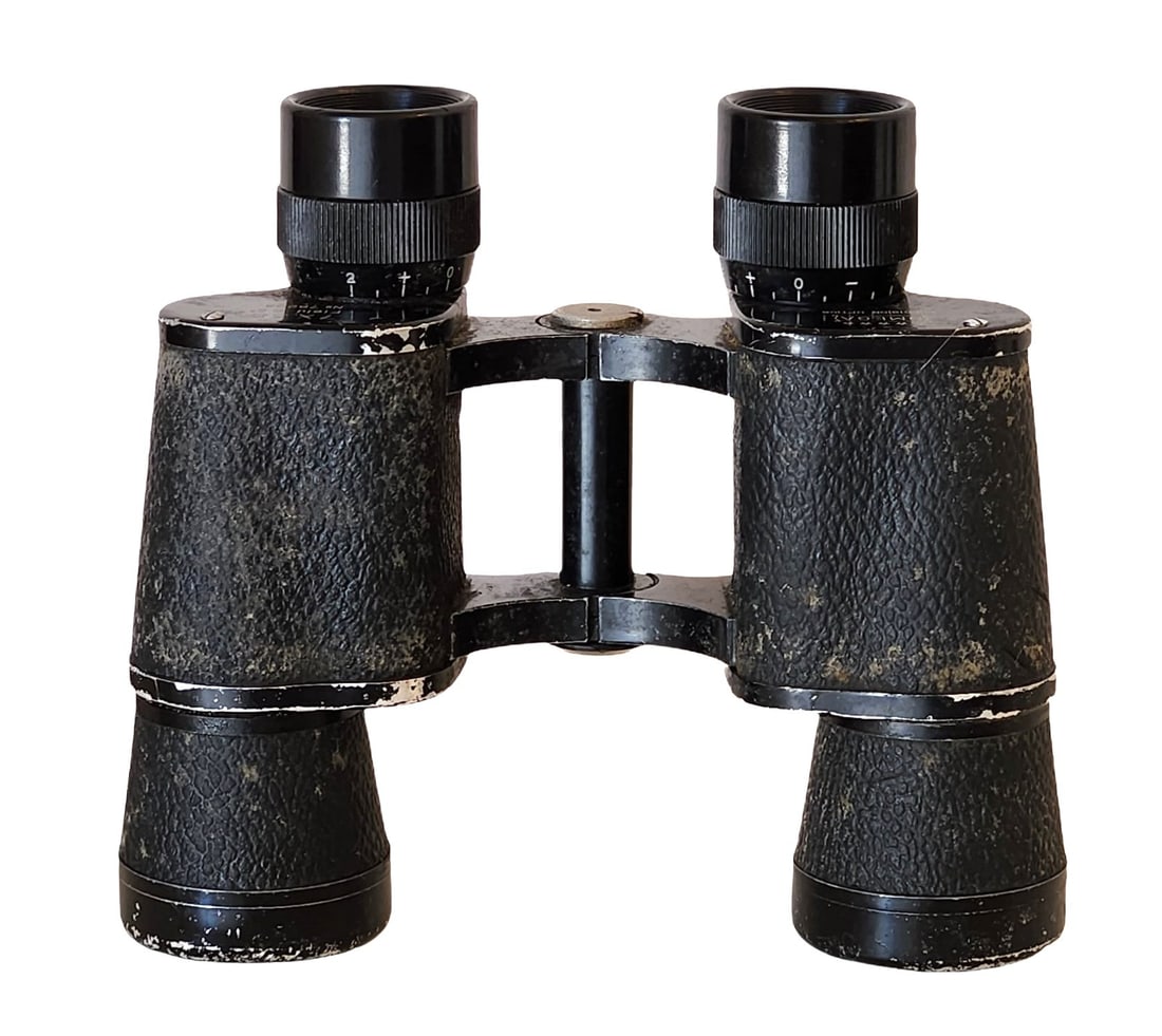 Vintage OMEGA 7x35 Precision Optics Binoculars (1 of 6)