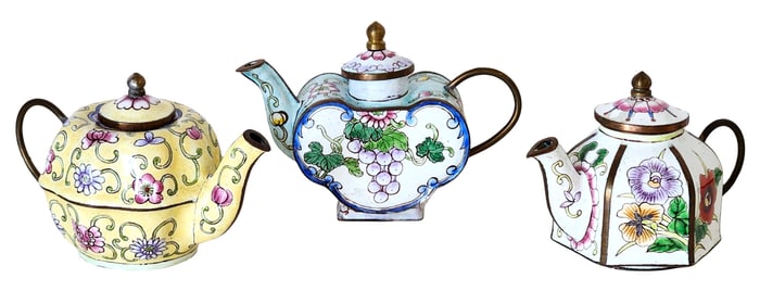 Vintage Chinemel Enamel on Copper Miniature Teapot Group (3), Made in China
