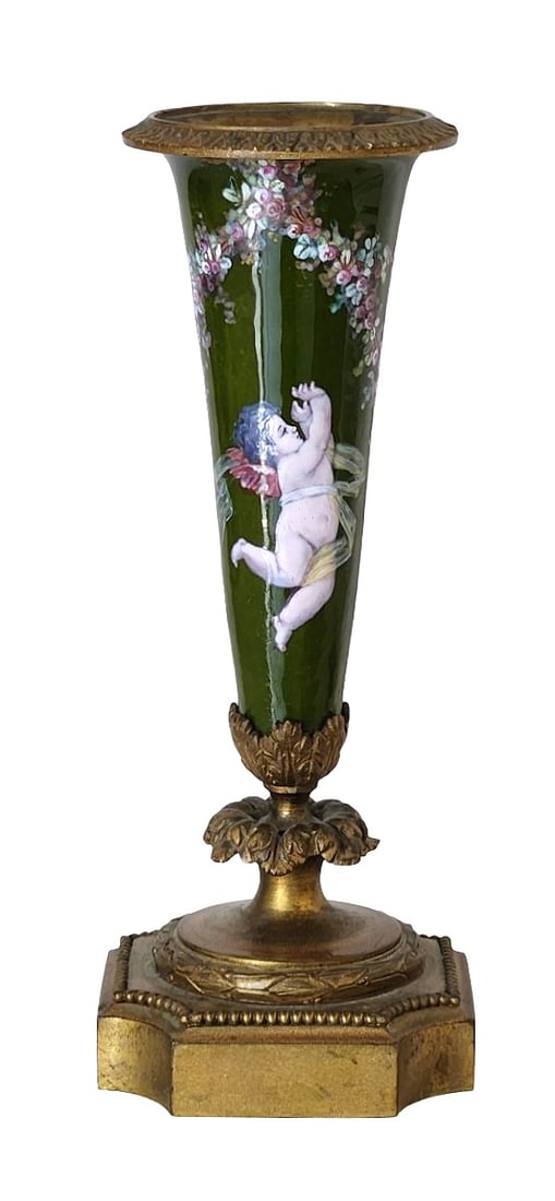 Antique French Green Enamel Vase with Cherub – Ormolu Base: A charming and finely detailed antique French green enamel vase featuring a beautifully hand-painted cherub surrounded by floral garlands. The tapered body is finished in a rich emerald green enamel w