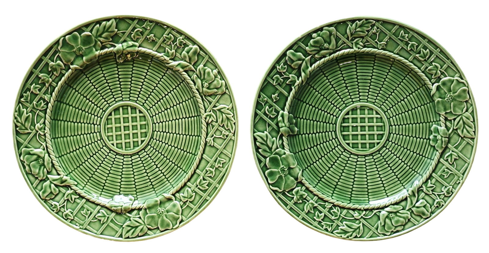 Pair of Portuguese Green Glazed Plates by Bordallo Pinheiro (1 of 2)