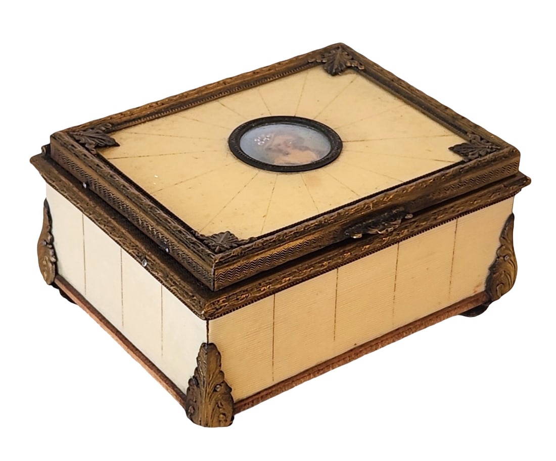 Vintage Bakelite and Brass Jewerly Box with Inlaid Plaque (1 of 6)