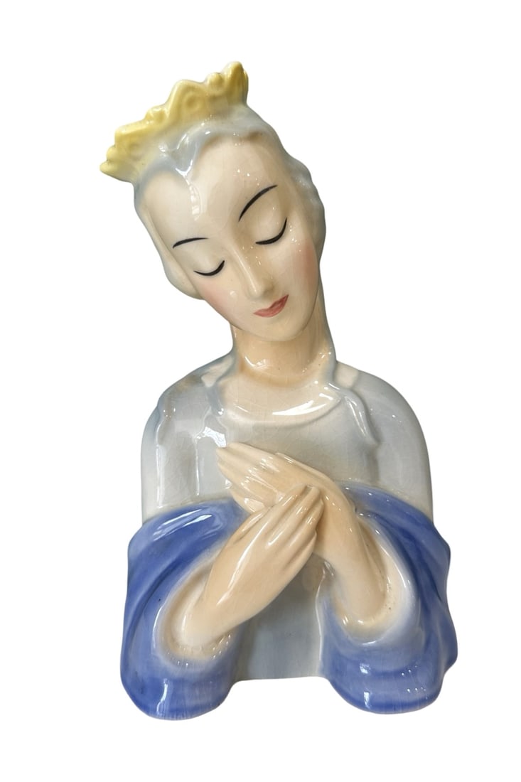 Goldcrest Ceramics Madonna Porcelain Bust: Goldcrest Ceramics Madonna Porcelain Bust Measure 8 1//2"in H x 5"in W x 2 3/4"in D