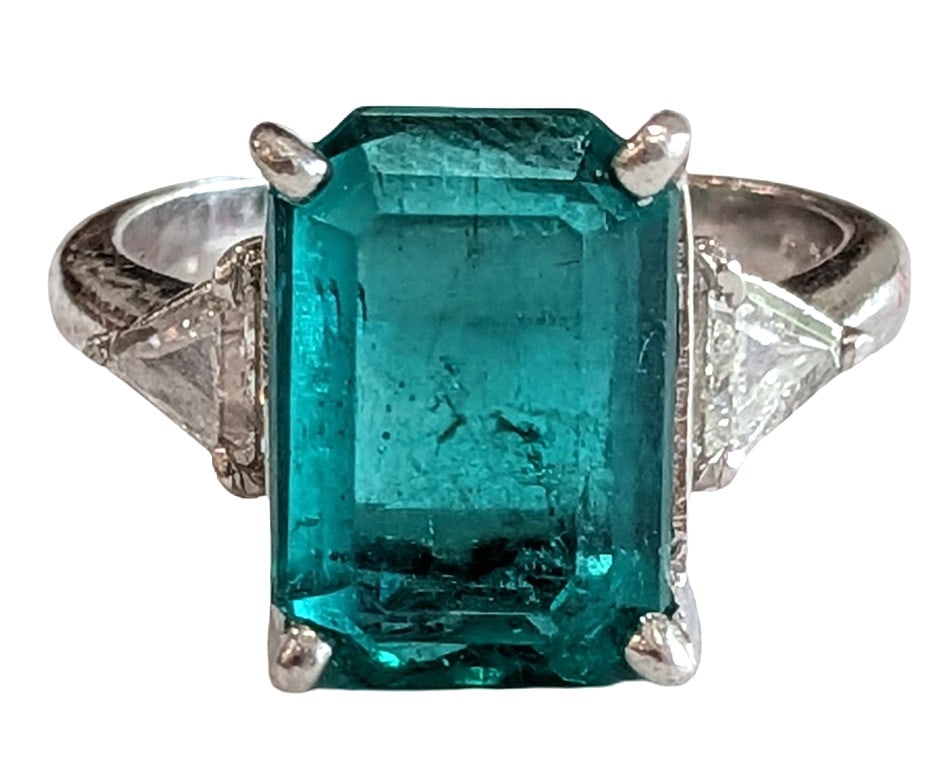 Natural Emerald & Diamond Platinum Ring 4.0 CT Emerald Estate Ring (1 of 5)