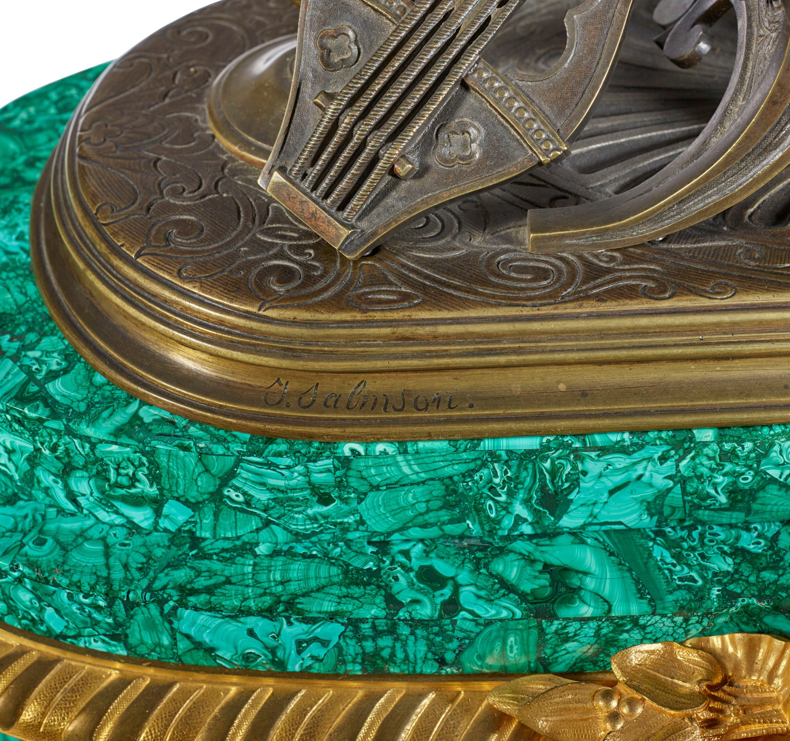 Napoleon III Ormolu Patinated - Bronze and Malachite Mantel Clock - 7