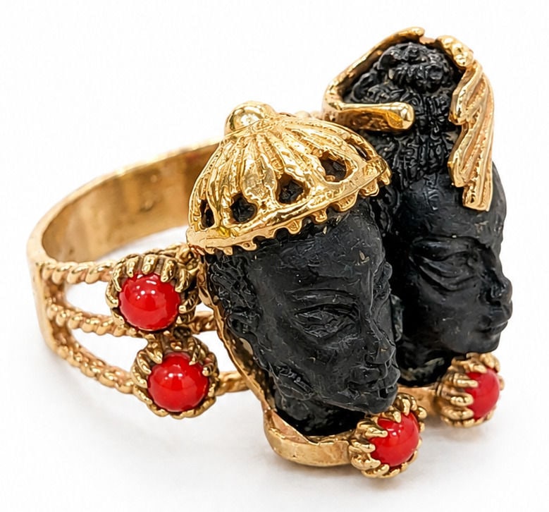 Vintage 14K Yellow Gold Carved Black Coral & Coral Moretto / Blackamoor Ring: This striking vintage 14K yellow gold bypass-style ring features two finely carved black coral (or jet) figures depicting Venetian Moretto / Blackamoor heads set side-by-side. Each carved head is ador