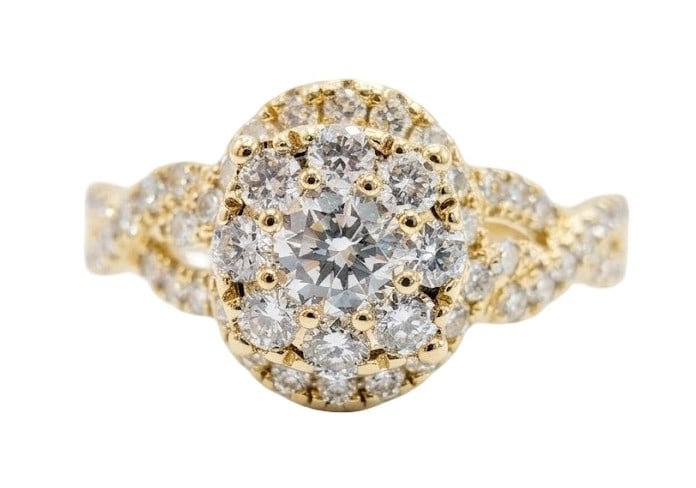 14K Yellow Gold Diamond Cluster Halo Ring Split Shank Estate: Metal: 14K Wellow Gold Size 7 1/4 Weight 3.1g Total Diamond Weight: Approx. 1.0 CTW Diamond Shape: Round Brilliant Cut Setting Style: Cluster Halo Design: Split Shank with Diamond Accents