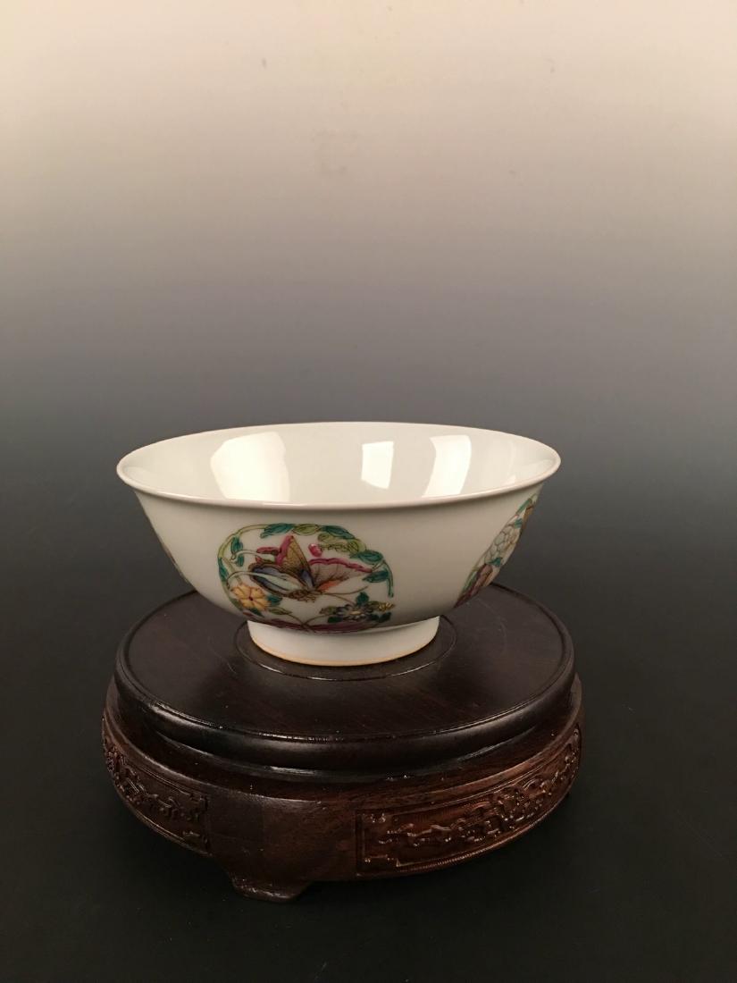 Chinese Famille Rose Bowl: Chinese Famille Rose Bowl With Yong Zheng Mark 2-1/2" H x 6" W, 0.4 Lbs Shipping: We are able to pack and ship this item to an address in the United States for $25.00 via UPS Ground or USPS Priority M