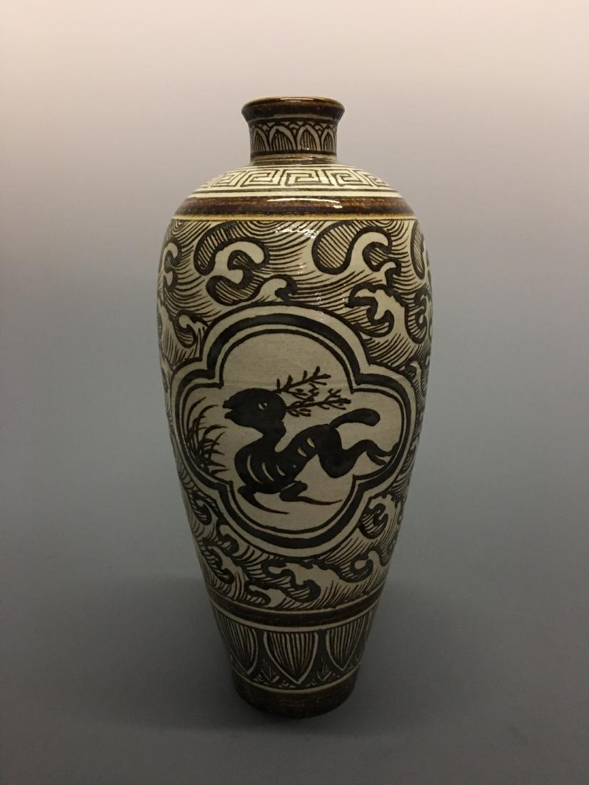 Chinese Cizhou Kiln 'Deer'  Meiping (1 of 6)