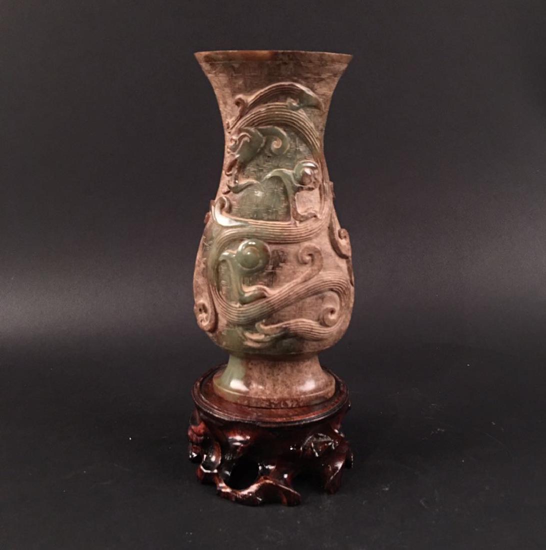 Chinese Archaic Jade Vase (1 of 6)