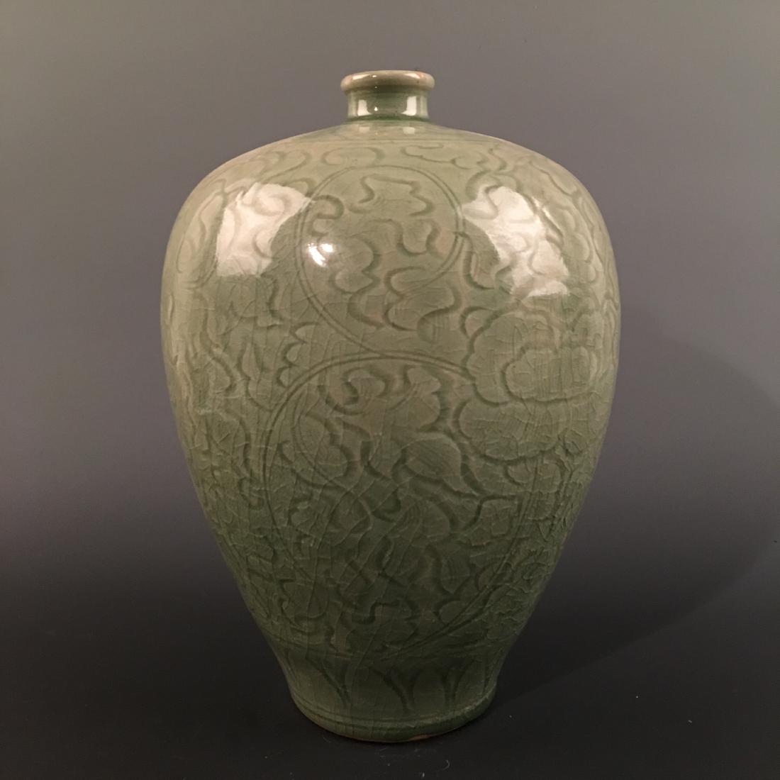Chinese Yozhou Kiln Meiping Vase: Chinese Yozhou Kiln Meiping Vase 11'' H, 6-3/4'' W; 6 lb Shipping: We are able to pack and ship this item to an address in the United States for $35.00 via UPS Ground or USPS Priority Mail. Tracking i