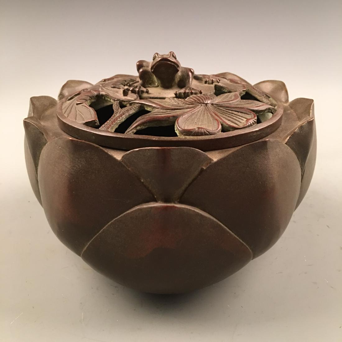 Chinese Bronze 'Lotus' Censer, Xuande Mark: Chinese Bronze 'Lotus' Censer, Xuande Mark 4-3/8'' H, 6'' W; 3 lb Shipping: We are able to pack and ship this item to an address in the United States for $30.00 via UPS Ground or USPS Priority Mail. T