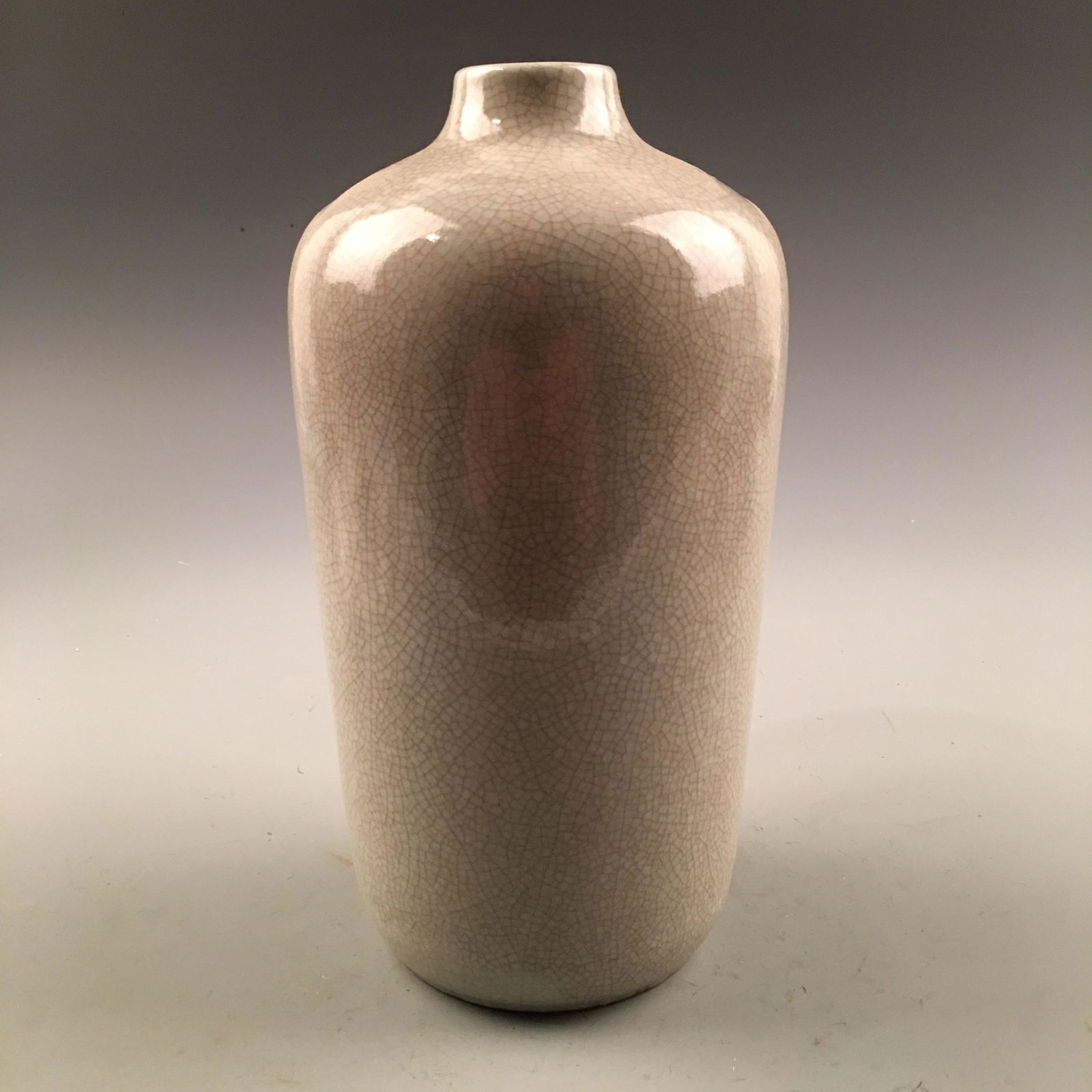 Chinese Ge Ware Vase, Qianlong Mark (1 of 7)