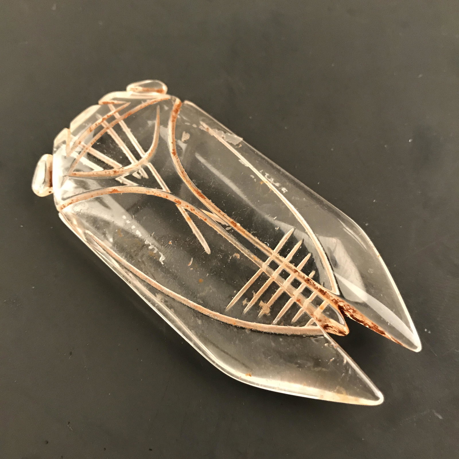 Chinese Crystal Cicada: Chinese Crystal Cicada 2-5/8'' H, 1-1/4'' W; 33 g Shipping: We are able to pack and ship this item to an address in the United States for $25.00 via UPS Ground or USPS Priority Mail. Tracking informat