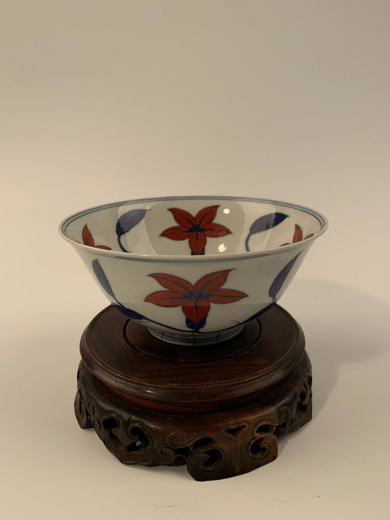Chinese Ming Blue and Red Bowl with Chenghua Mark: Chinese Ming Blue and Red Bowl with Chenghua Mark 2-3/4'' H, 6'' W; 0.4 lb Shipping: We are able to pack and ship this item to an address in the United States for $30 via UPS Ground or USPS Priority M