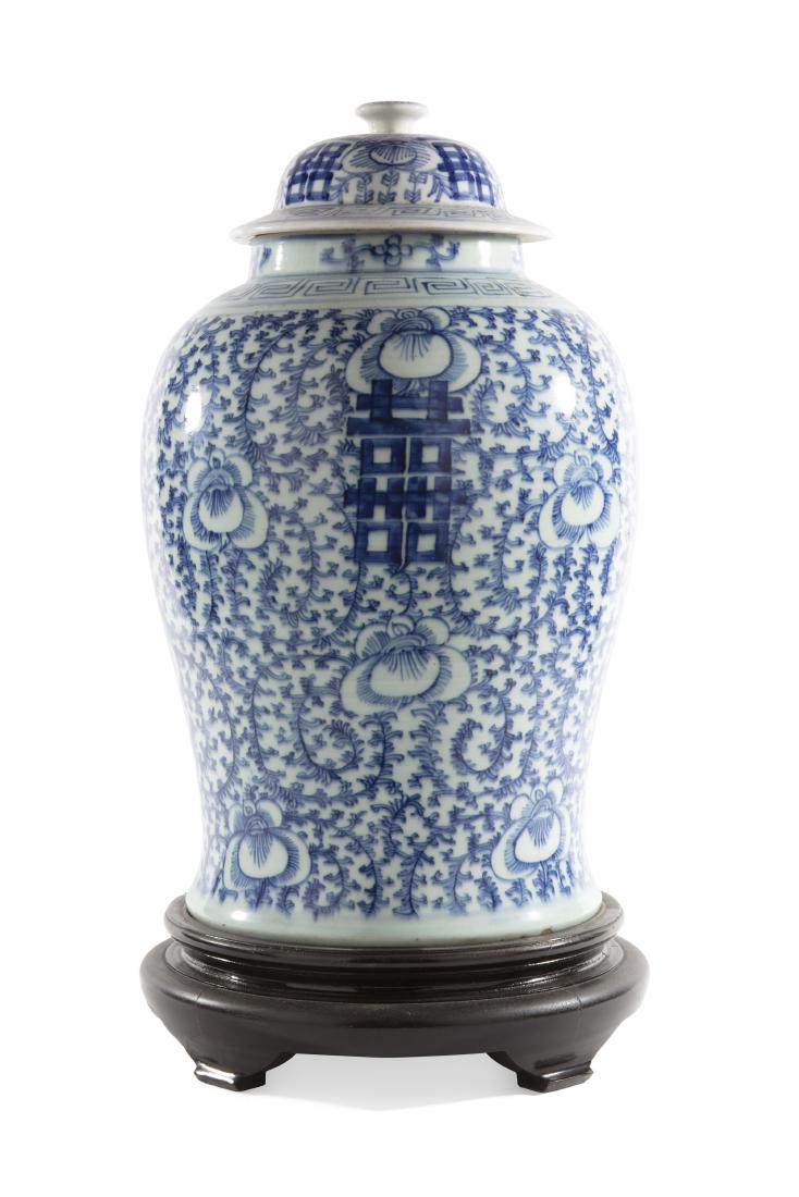 A Chinese blue and white covered baluster jar Republic (1 of 2)