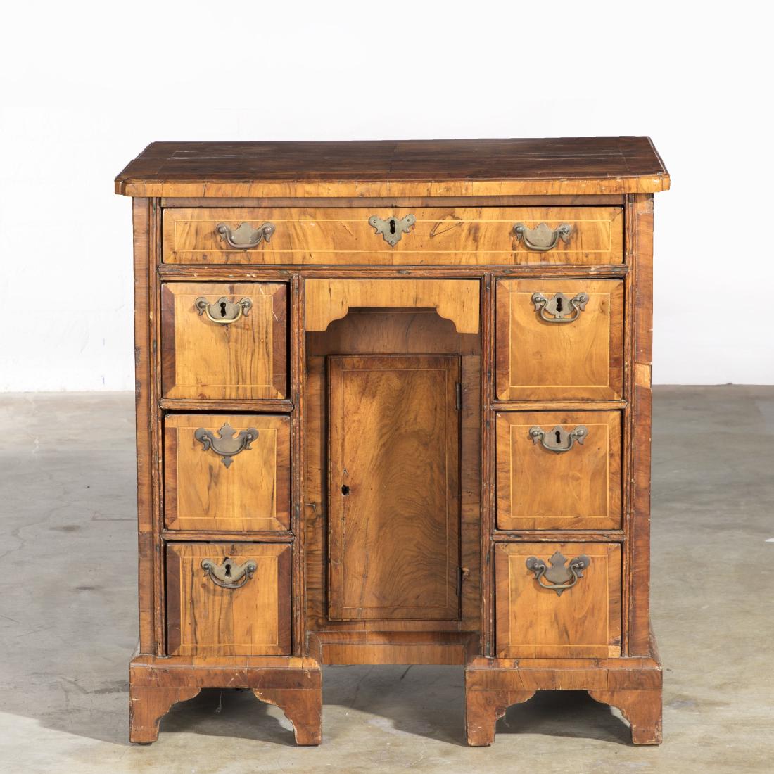 A George I walnut kneehole desk, 18th century (1 of 3)
