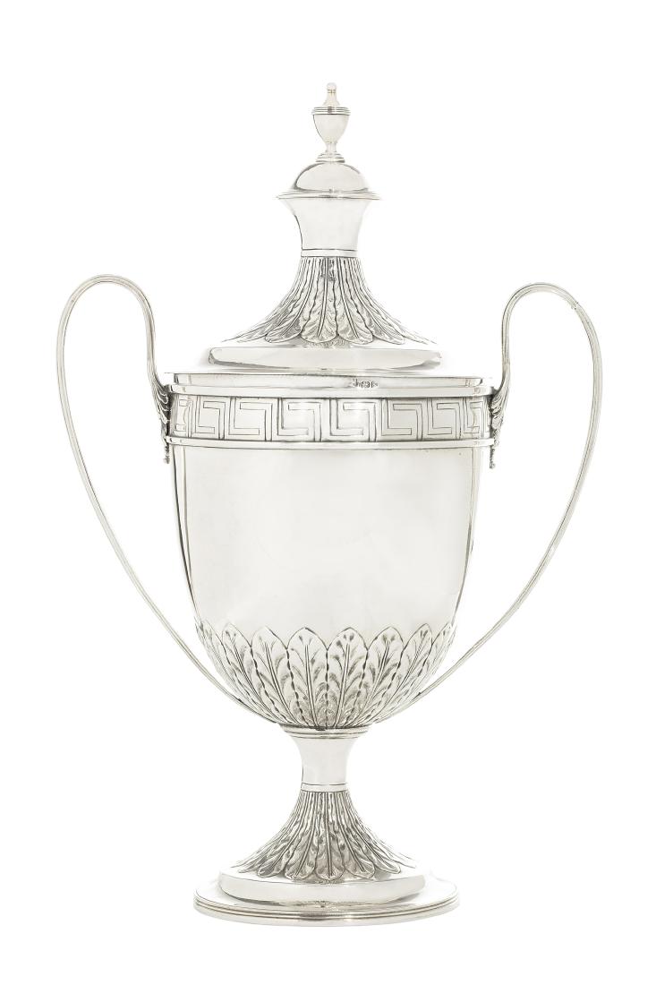 A George III sterling silver covered cup, Bateman (1 of 3)
